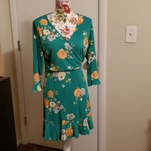 Loft outet green floral dress